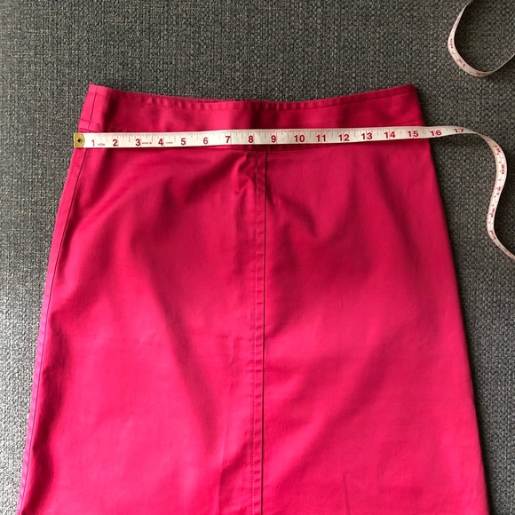 BANANA REPUBLIC Petite 4 Pink Skirt - Picture 2 of 4